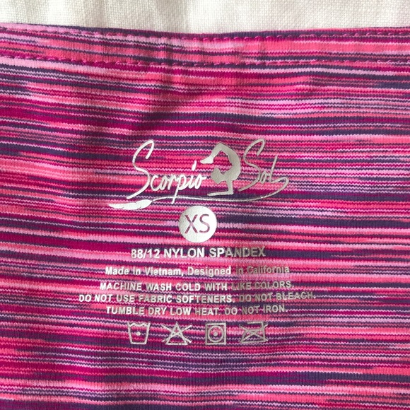 Yoga Shorts - Picture 4 of 7